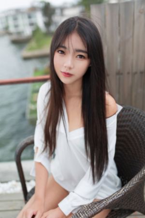 女女av_DVD迅雷电影在线